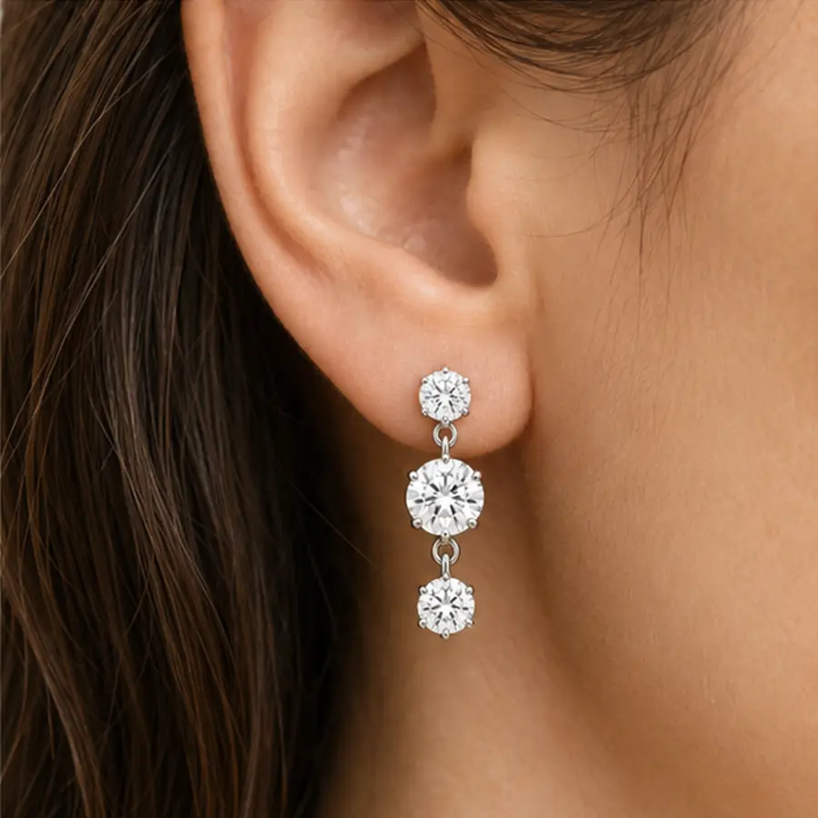 The Trois Drops worn on model