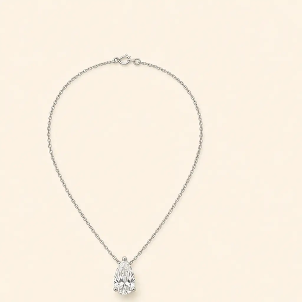 The Amélie Pear diamond jewellery